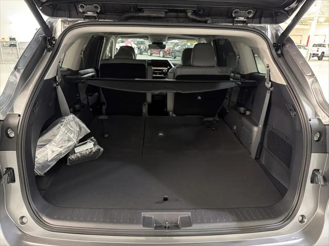 2026 Toyota Highlander Hybrid XLE