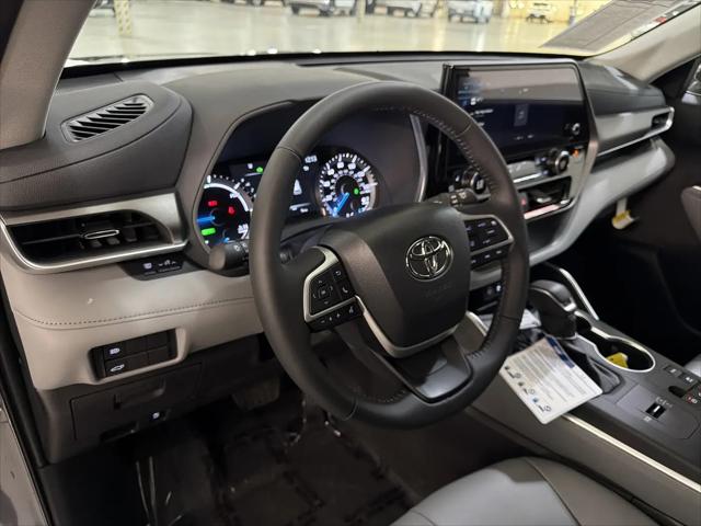 2026 Toyota Highlander Hybrid XLE