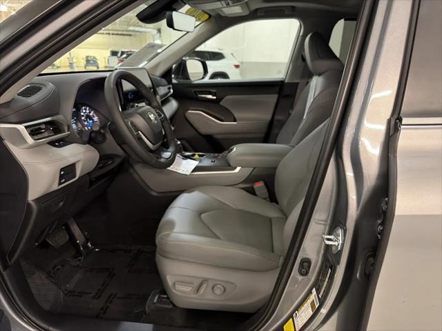 2026 Toyota Highlander Hybrid XLE