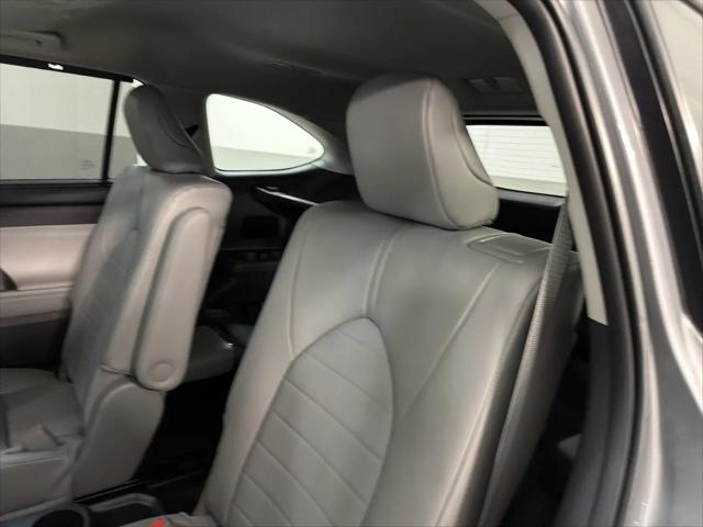 2026 Toyota Highlander Hybrid XLE