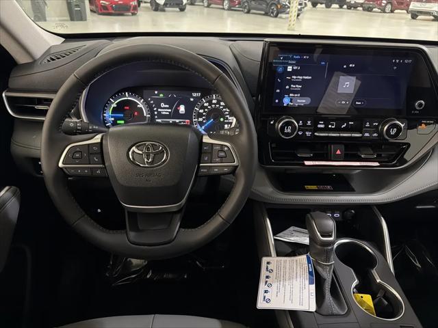 2026 Toyota Highlander Hybrid XLE