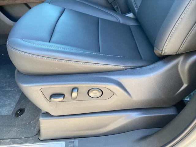 2026 GMC Sierra 1500 Crew Cab, Short Bed, SLT, 4WD