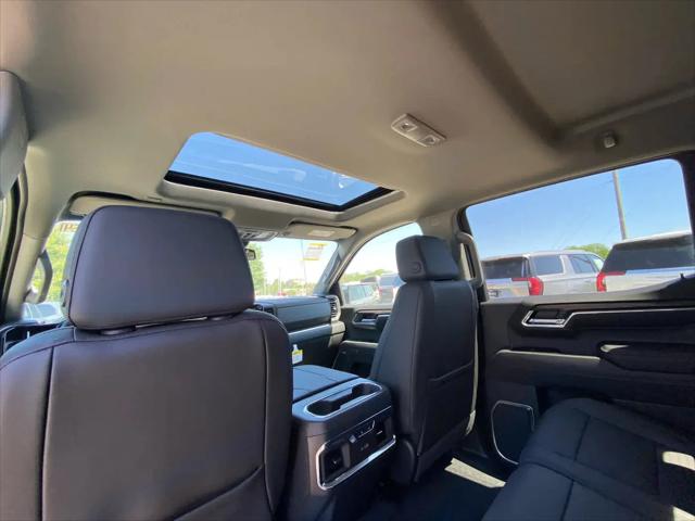 2026 GMC Sierra 1500 Crew Cab, Short Bed, SLT, 4WD
