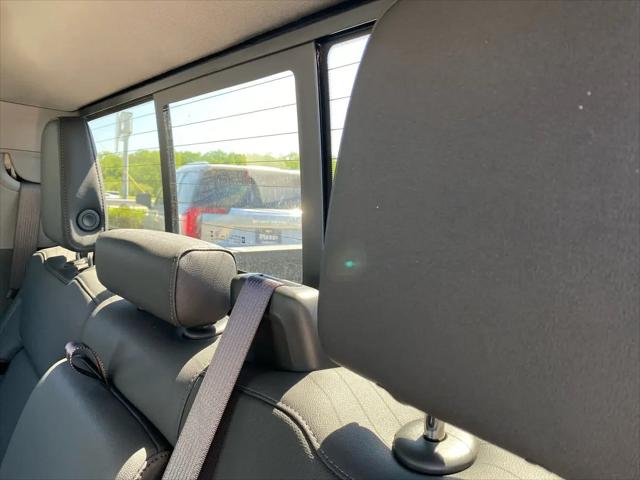 2026 GMC Sierra 1500 Crew Cab, Short Bed, SLT, 4WD