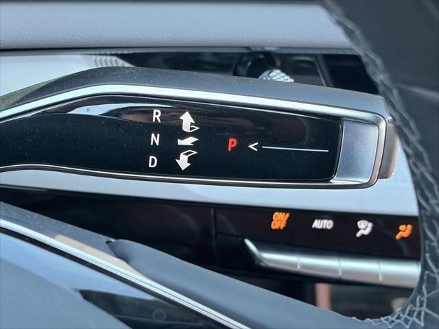 2025 Cadillac iQ Luxury 2 AWD