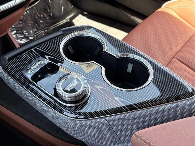 2025 Cadillac iQ Luxury 2 AWD