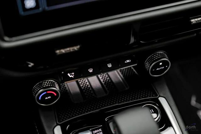 2026 Lotus Emira Turbo SE