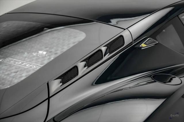 2026 Lotus Emira V6 SE Racing Line