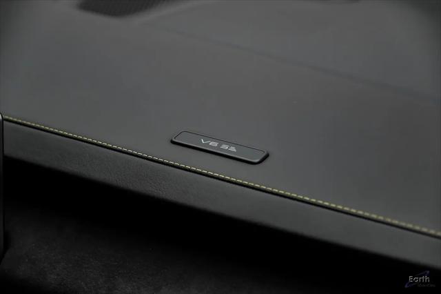 2026 Lotus Emira V6 SE