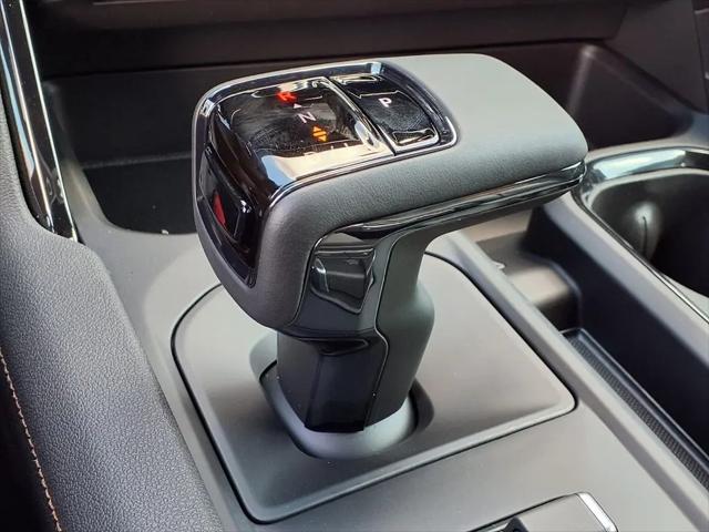2026 GMC Sierra 1500 Crew Cab, Short Bed, AT4, 4WD