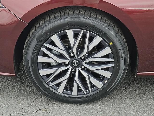2025 Nissan Altima SV FWD