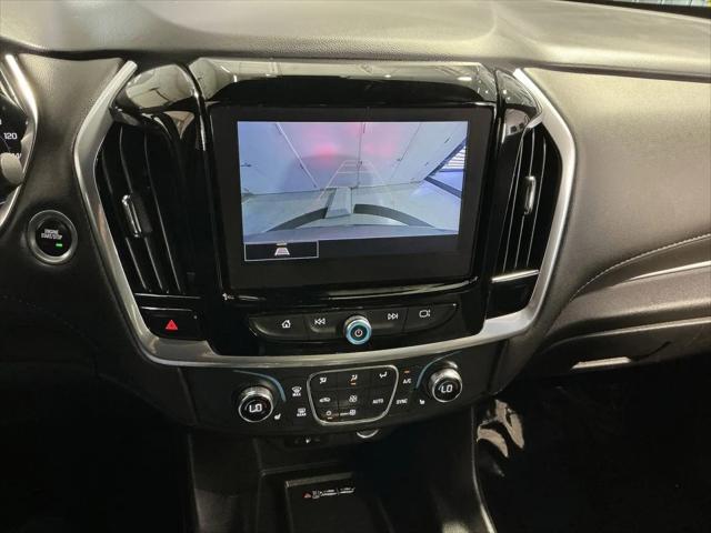 2023 Chevrolet Traverse AWD LT Cloth