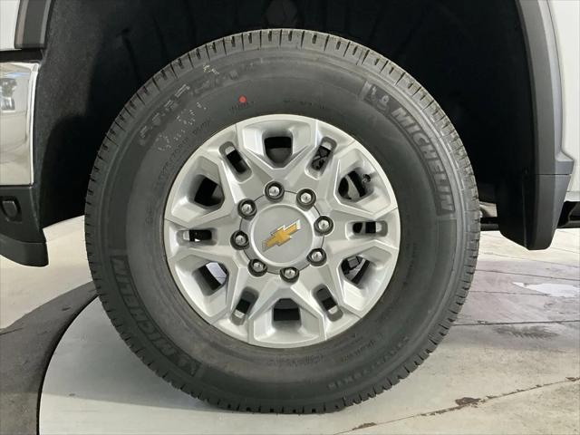 2026 Chevrolet Silverado 2500HD Crew Cab, Standard Bed, LT, 4WD