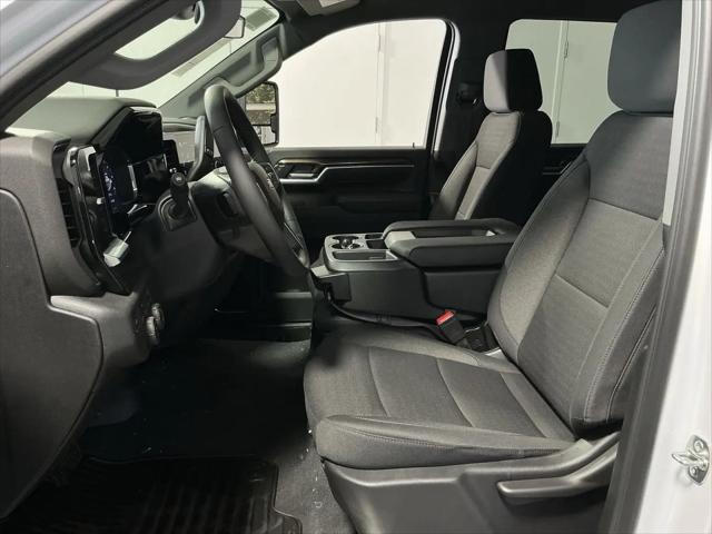 2026 Chevrolet Silverado 2500HD Crew Cab, Standard Bed, LT, 4WD