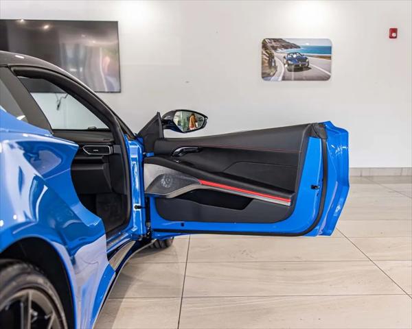 2026 Lotus Emira V6 SE