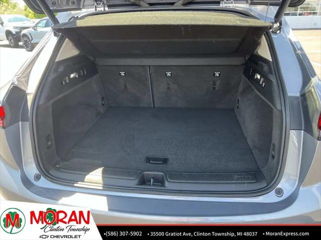 2022 Buick Envision FWD Essence