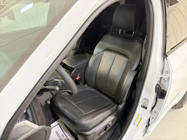 2025 Jeep Grand Cherokee L Overland 4x4