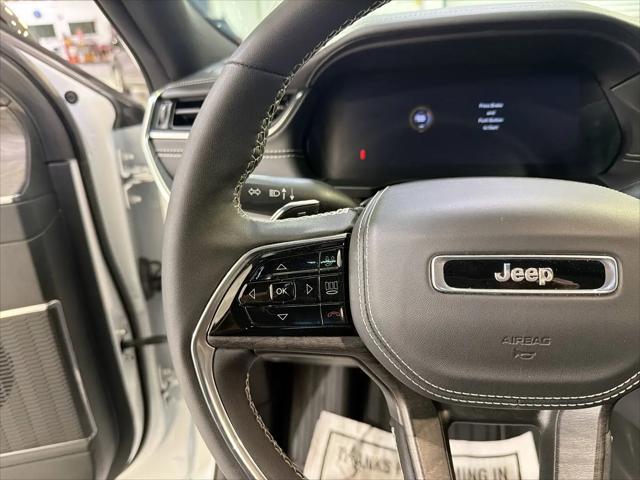2025 Jeep Grand Cherokee L Overland 4x4