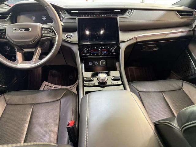 2025 Jeep Grand Cherokee L Overland 4x4