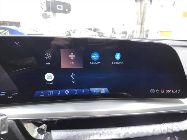 2023 Cadillac iQ AWD Luxury
