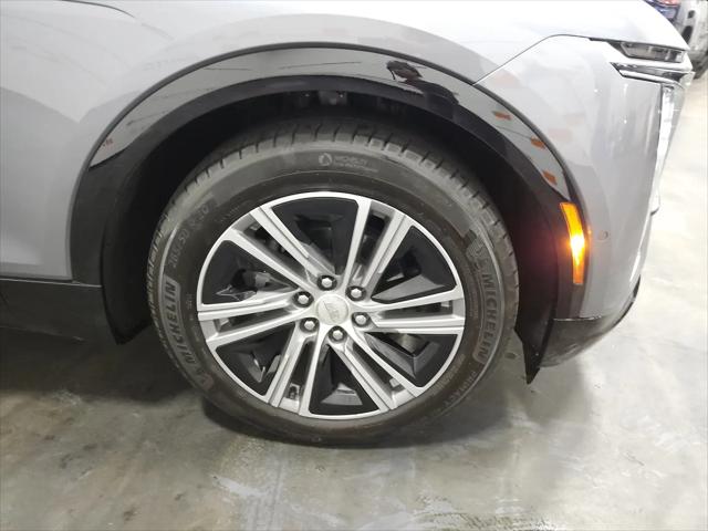 2023 Cadillac iQ AWD Luxury