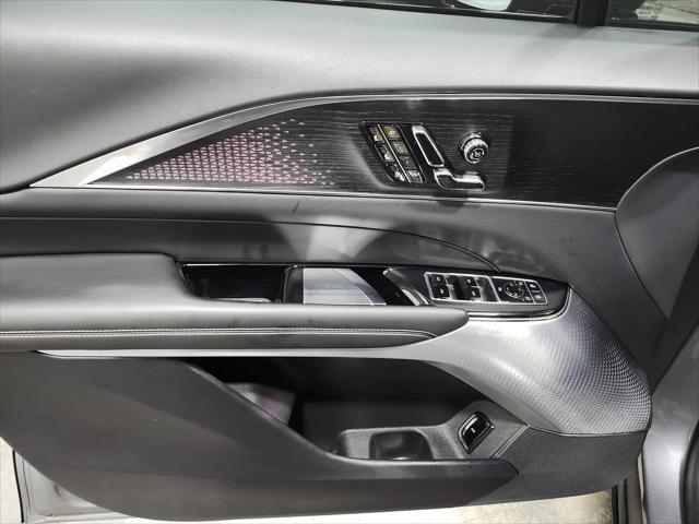 2023 Cadillac iQ AWD Luxury