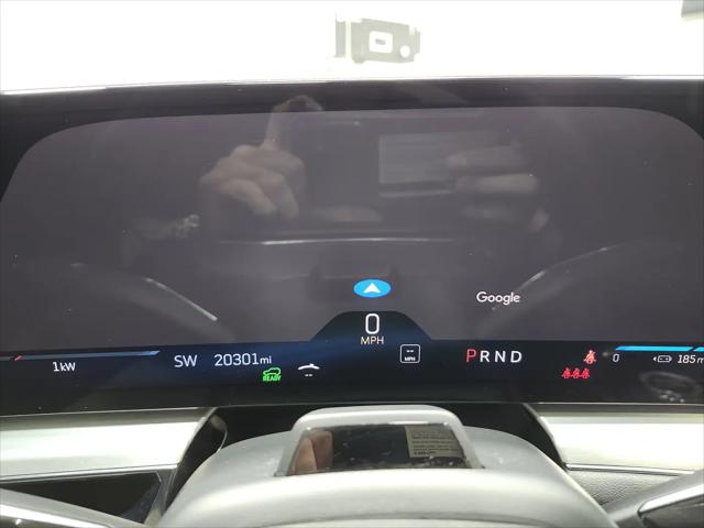 2023 Cadillac iQ AWD Luxury