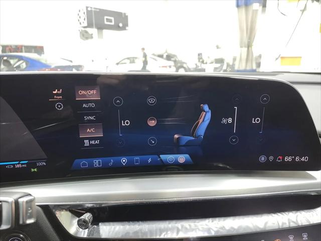 2023 Cadillac iQ AWD Luxury
