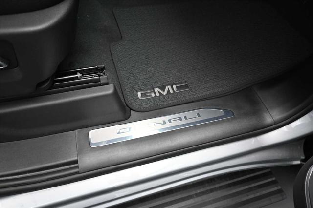 2026 GMC Sierra 2500HD Crew Cab, Standard Bed, Denali, 4WD