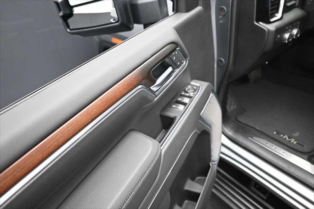 2026 GMC Sierra 2500HD Crew Cab, Standard Bed, Denali, 4WD