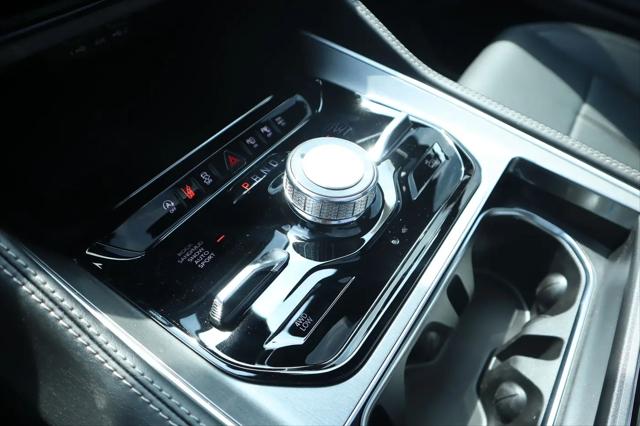 2026 Jeep Grand Wagoneer Upland