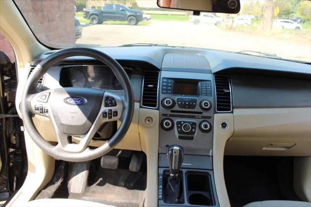 2017 Ford Taurus SE