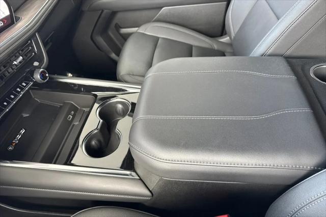 2025 Chevrolet Tahoe 4WD LT