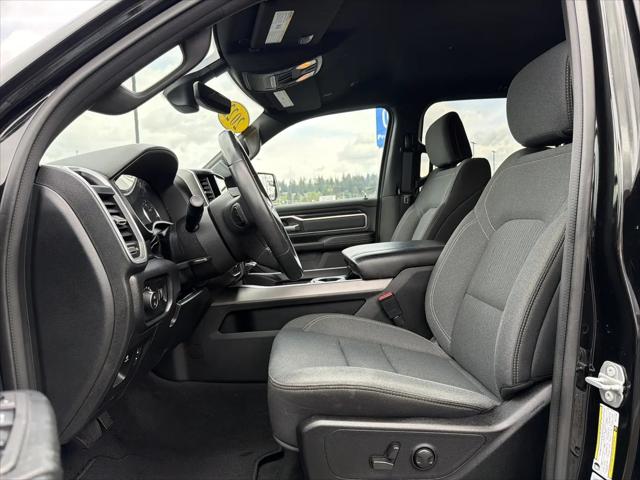 2022 Ram 1500 Big Horn Crew Cab 4x4 5'7" Box