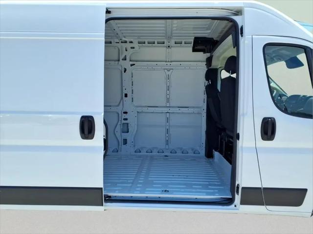 2026 Ram ProMaster 2500 Cargo Van Tradesman High Roof 159" WB w/Pass Seat