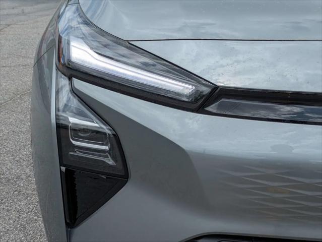 2027 Chevrolet Bolt LT FWD