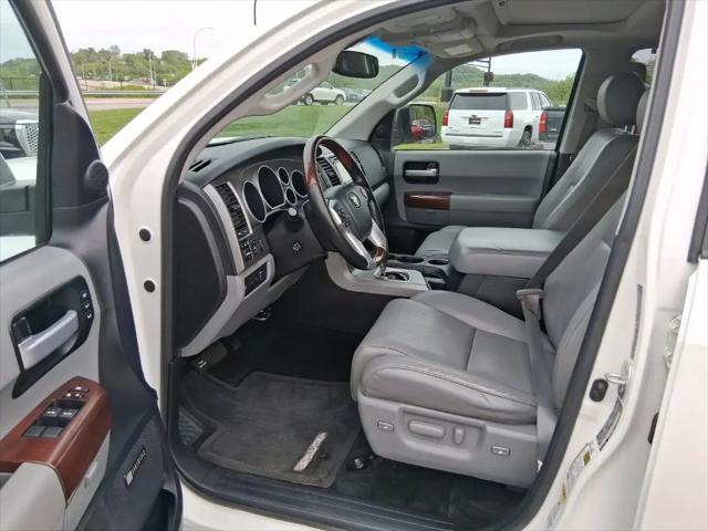 2016 Toyota Sequoia Platinum 5.7L V8