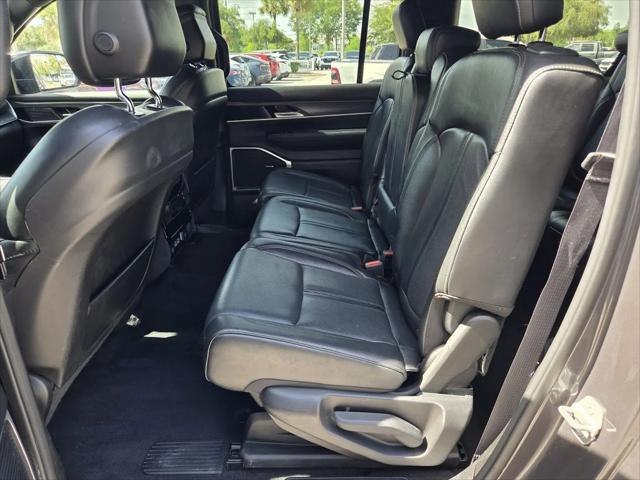 2023 Jeep Wagoneer Series II 4x2