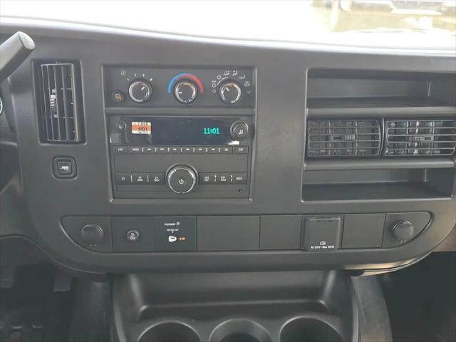 2026 Chevrolet Express Cargo Van 2500 Regular Wheelbase, WT, RWD