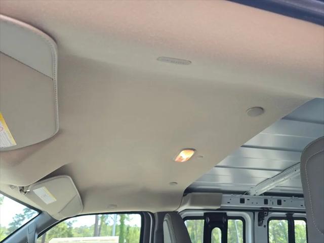 2026 Chevrolet Express Cargo Van 2500 Regular Wheelbase, WT, RWD