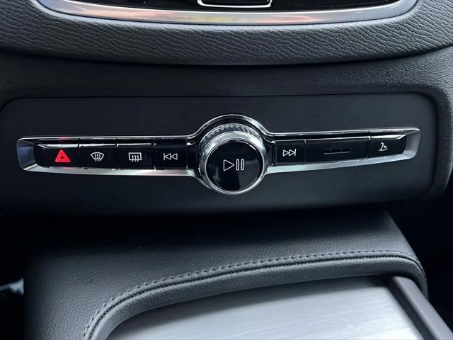 2023 Volvo XC90 B5 Core