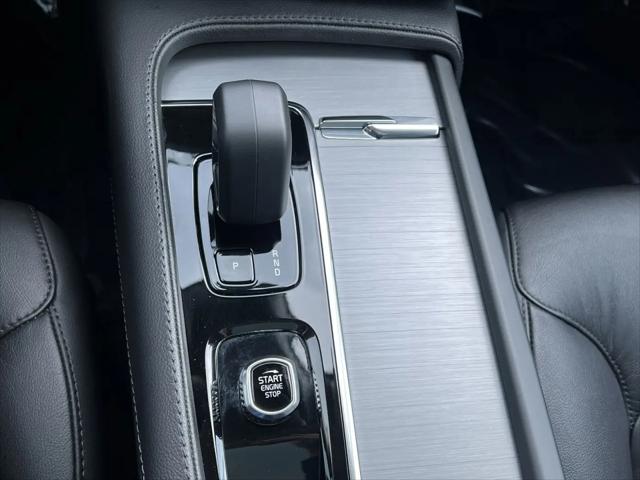 2023 Volvo XC90 B5 Core