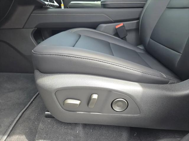 2026 GMC Acadia Elevation FWD