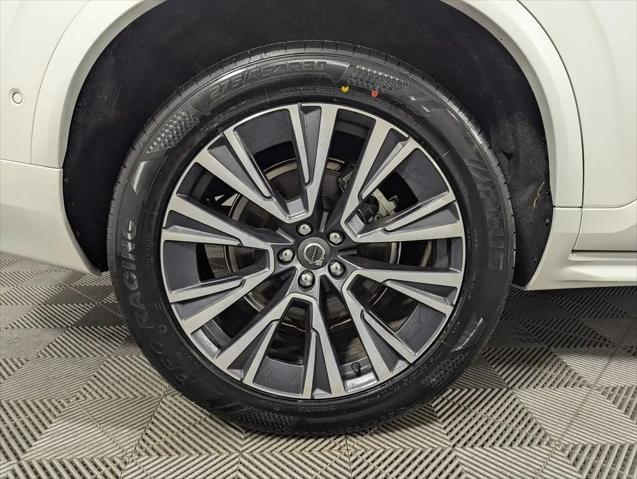 2022 Volvo XC90 T6 Inscription 7 Passenger