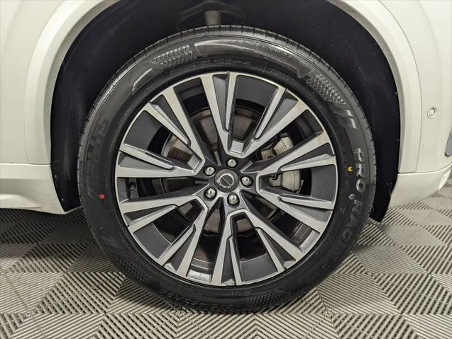 2022 Volvo XC90 T6 Inscription 7 Passenger