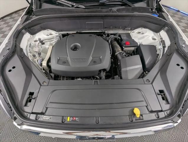 2022 Volvo XC90 T6 Inscription 7 Passenger