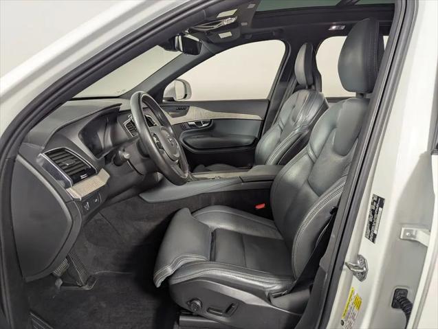 2022 Volvo XC90 T6 Inscription 7 Passenger
