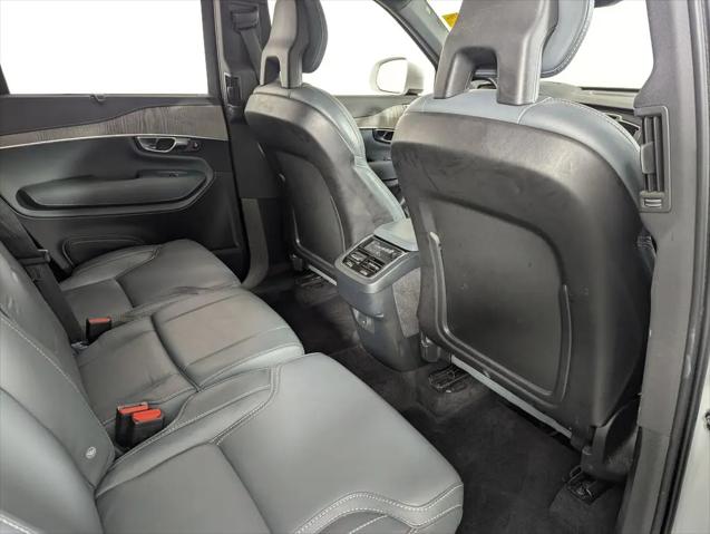 2022 Volvo XC90 T6 Inscription 7 Passenger