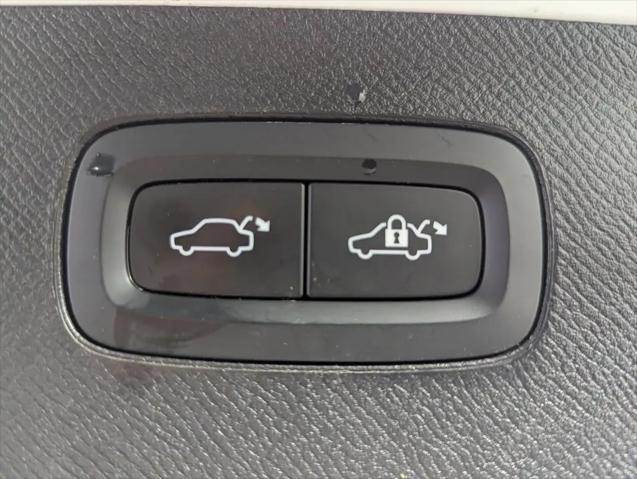 2022 Volvo XC90 T6 Inscription 7 Passenger