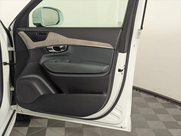 2022 Volvo XC90 T6 Inscription 7 Passenger